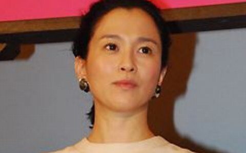 坂井真紀と元旦那・鈴木心の写真で振り返る、人生の転機と再スタート