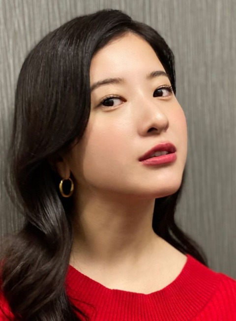 吉高由里子の彼氏はどんな人？周囲が語る人柄と今後の展望に迫る！