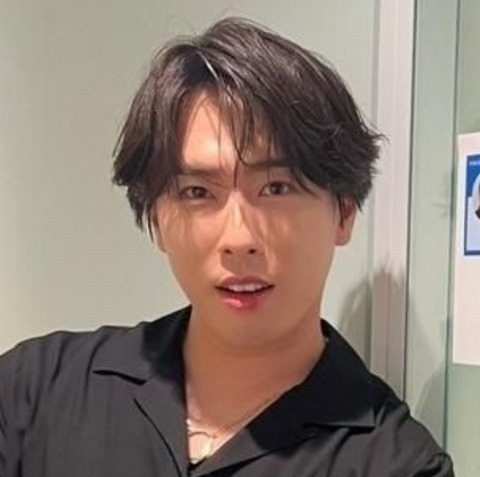 宮舘涼太がお金持ちと言われる理由は？知られざる成功の軌跡を調査！