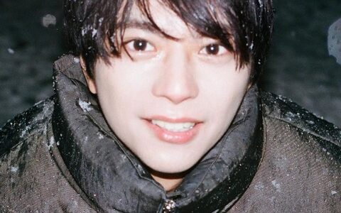 佐藤勝利の兄弟との絆が生んだ、ファンを惹きつける魅力の原点