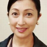 鶴田真由の父が支えた女優人生｜美しさと創造力のルーツを探る