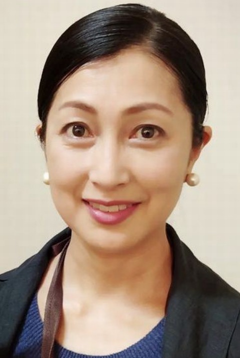 鶴田真由の父が支えた女優人生｜美しさと創造力のルーツを探る
