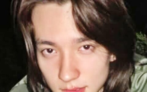 嵐翔真の父親は元力士で俳優だった！知られざる絆と育ての哲学とは